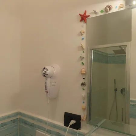 Amici Holidey Stazione Guest house