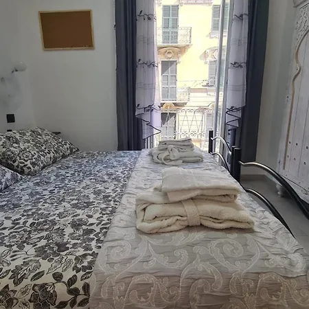 Guest house Amici Holidey Camera Stazione La Spezia